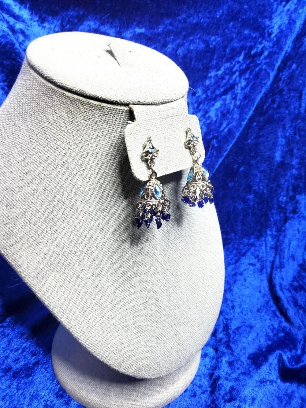 vintage silver tone hombre blues chrystals chandelier dangle earrings
